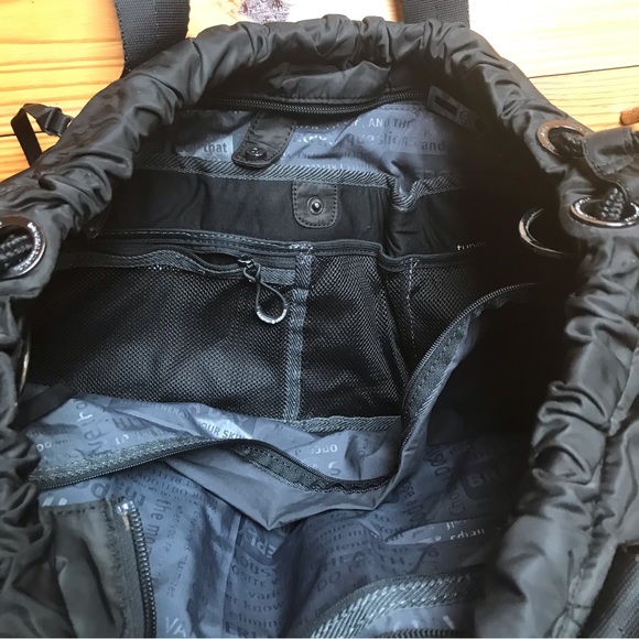 Lululemon Athletica Black Athletic Gym Bag, EUC, 22” - Picture 8 of 16